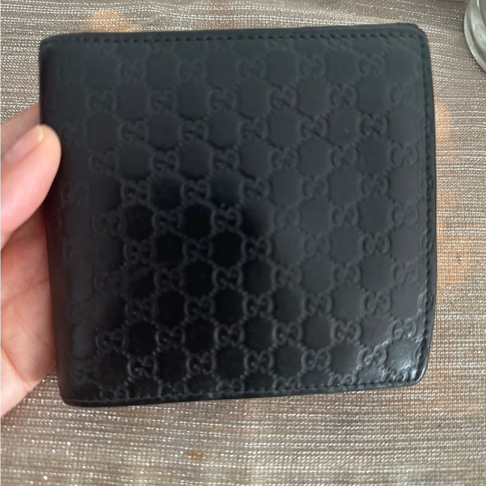 Gucci leather men’s wallet